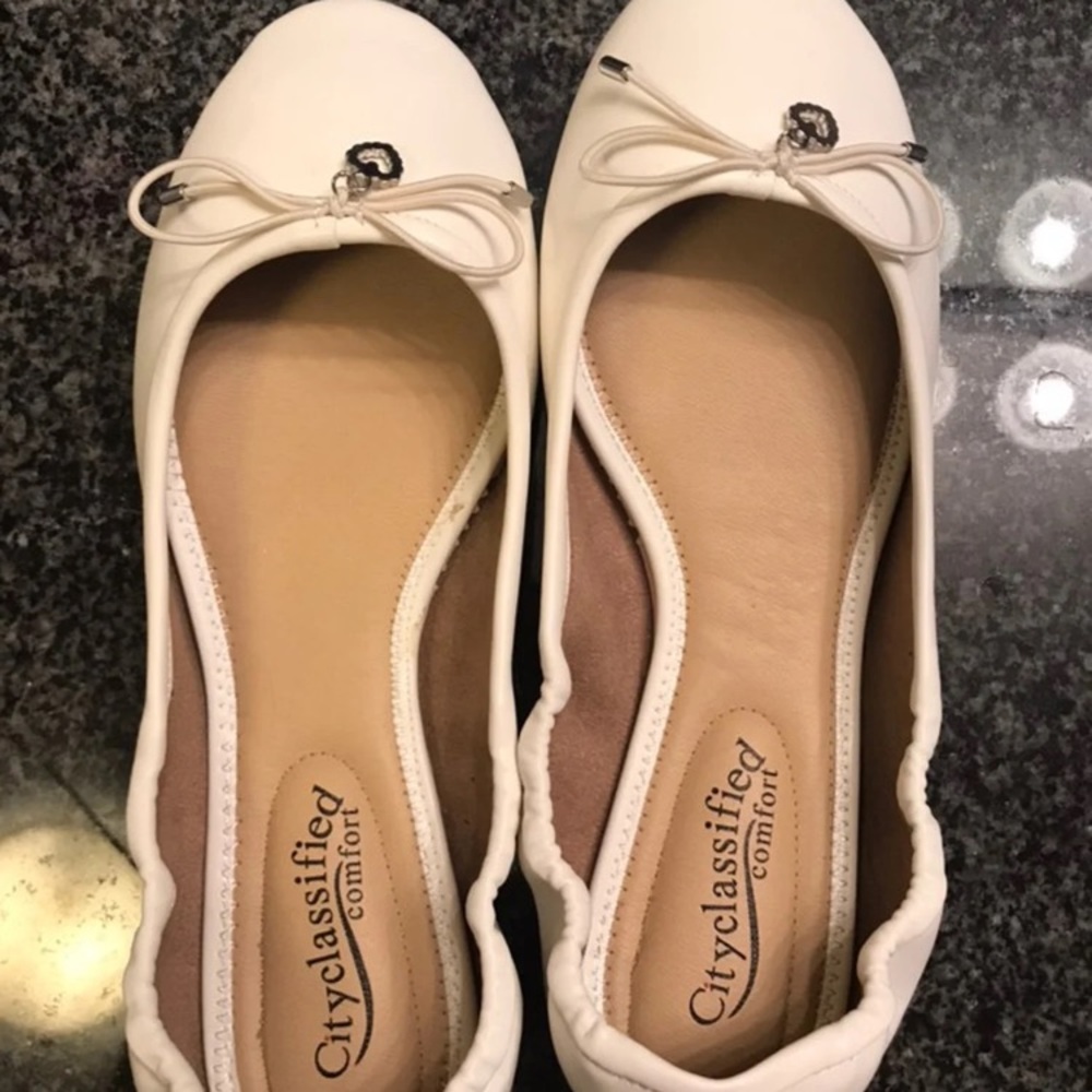 ballet flats